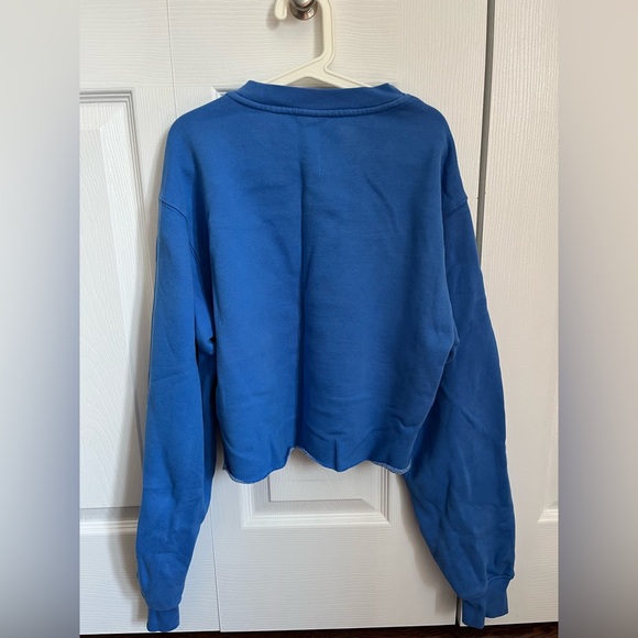 Brand: TNA, Size: Women’s XS, Colour: Blue Style: Crewneck (cropped) - Picture 4 of 4